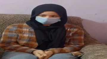 مسؤولون يحتضنون طالبة ثانوية عامة تخلى عنها والداها قبل الامتحانات في ظروف غامضة